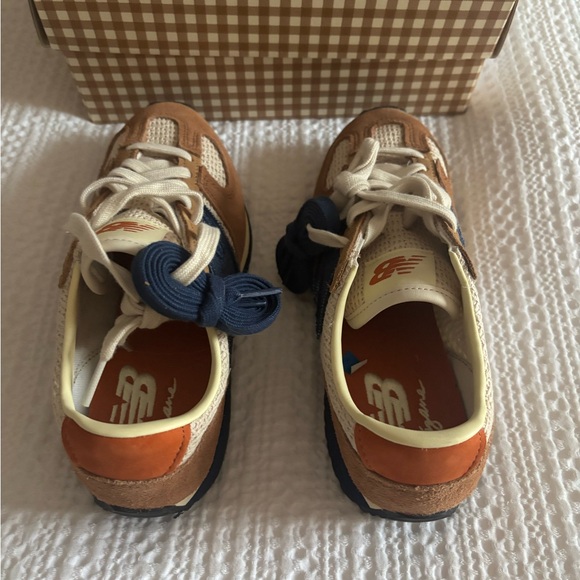 NWT New Balance x Sezane sneakers - Picture 8 of 11